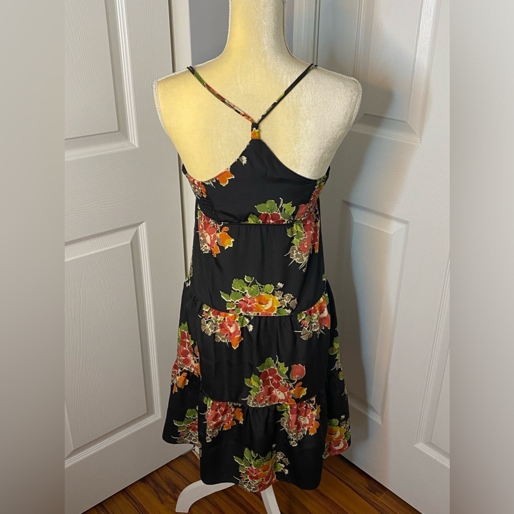 American Eagle Floral Dress - Picture 2 of 5